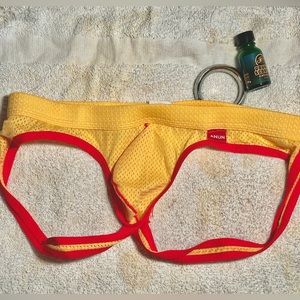 HOT Gym Jock with 🍆 Pouch (L)